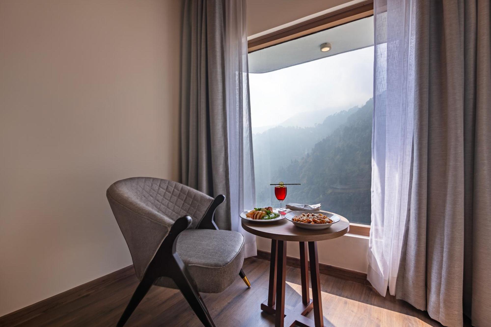 Sterling Nainital Hotel Exterior foto