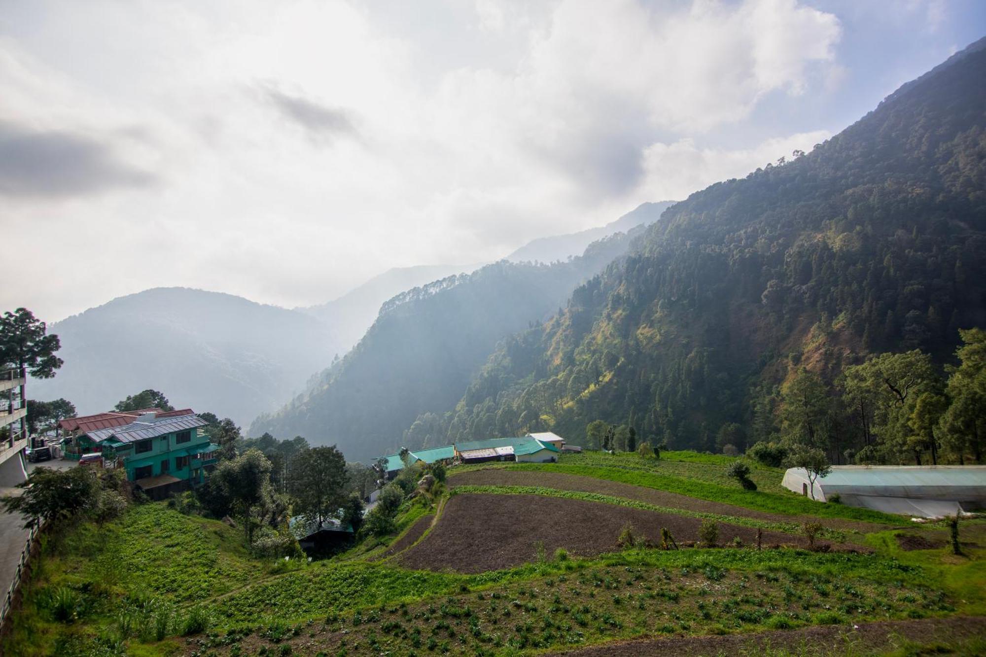 Sterling Nainital Hotel Exterior foto