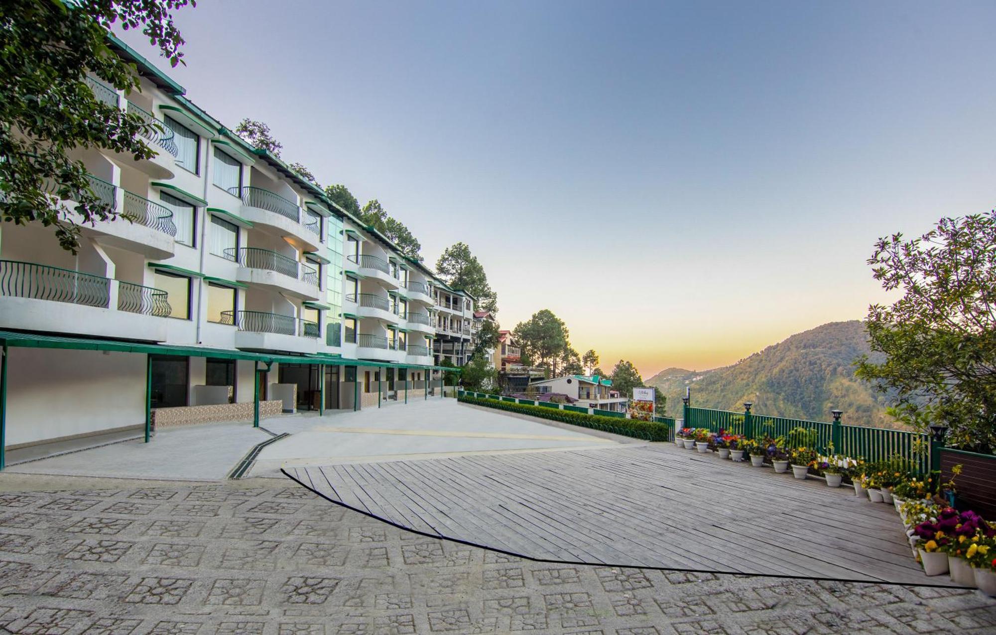 Sterling Nainital Hotel Exterior foto