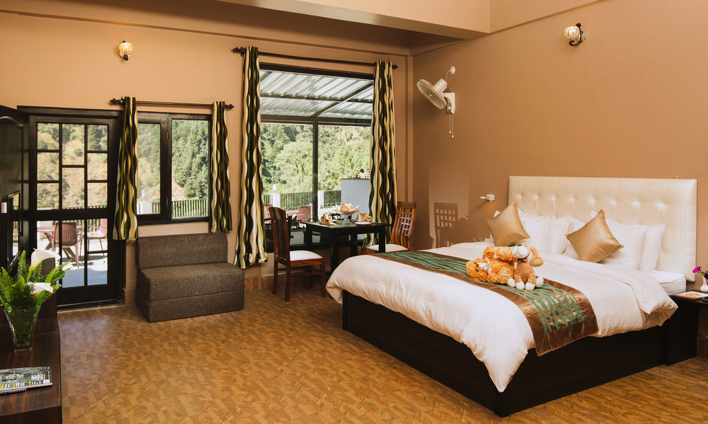 Sterling Nainital Hotel Exterior foto